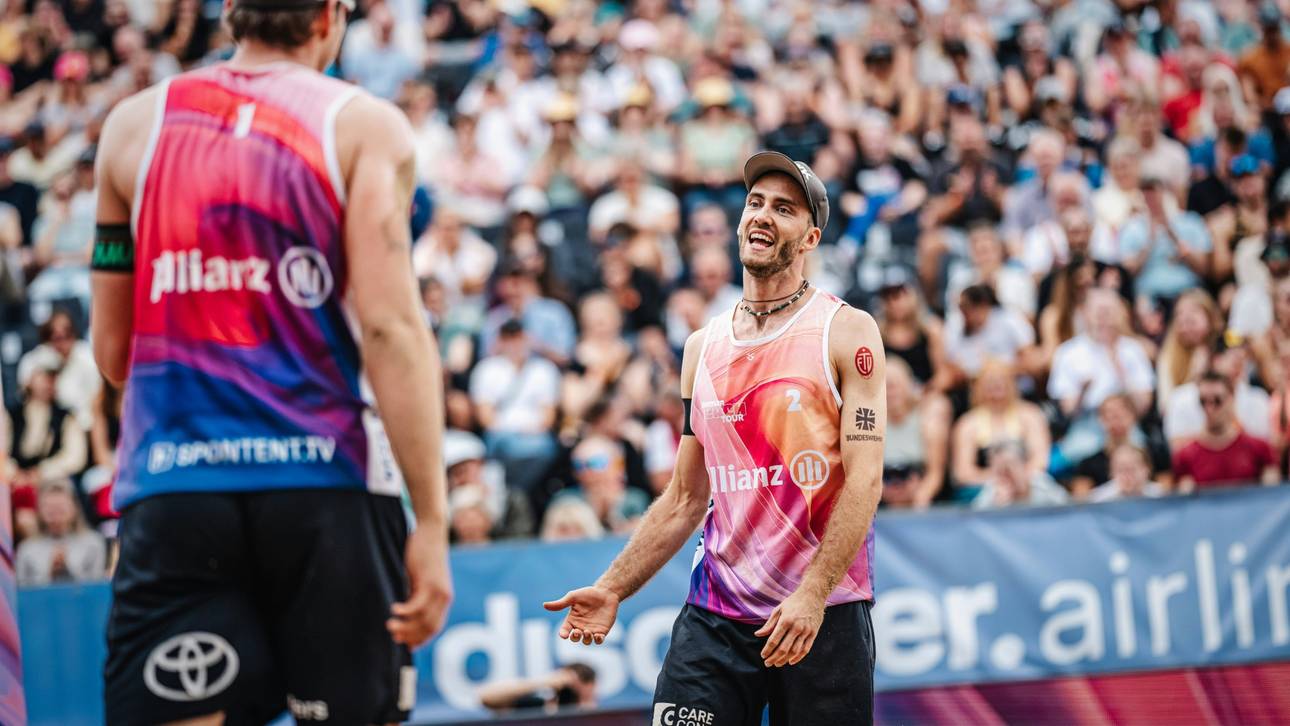 Beachvolleyball-Stars souverän