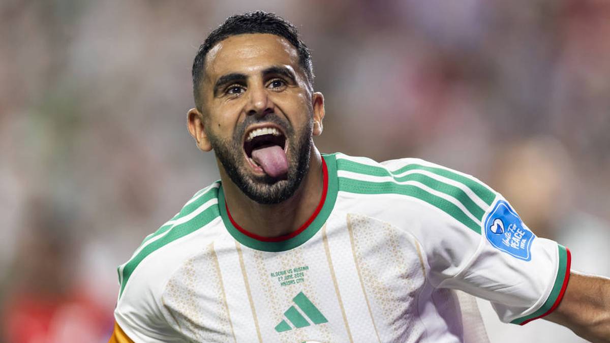 Riyad Mahrez (35): Al-Ahli