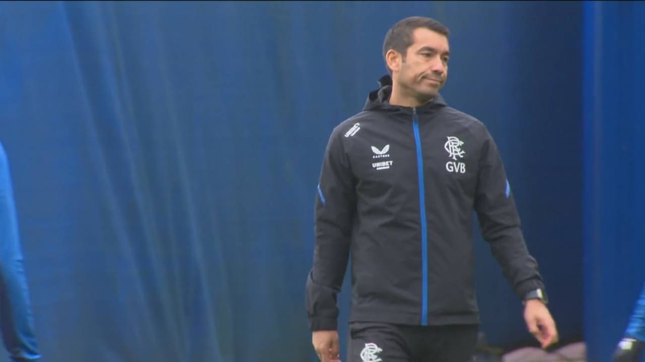 Glasgow Rangers trennen sich von Giovanni van Bronckhorst