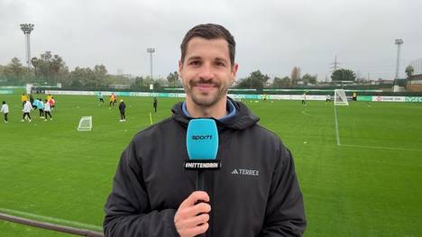 Borussia Dortmund bereitet sich im Trainingslager im Marbella auf die kommenden Aufgaben vor. Das Wetter erweist sich allerdings als Herausforderung - und zwingt den BVB zu einem Umzug.