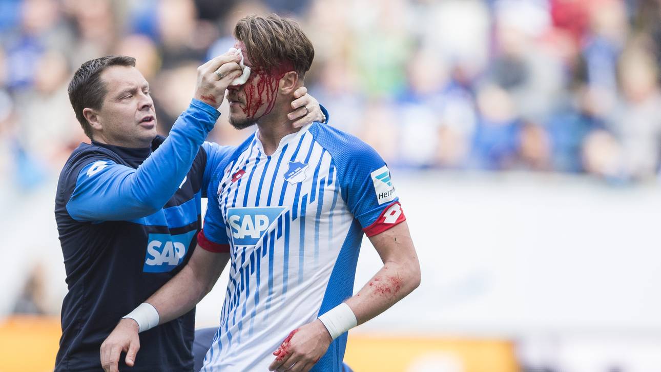 Bicakcic blutüberströmt vom Platz