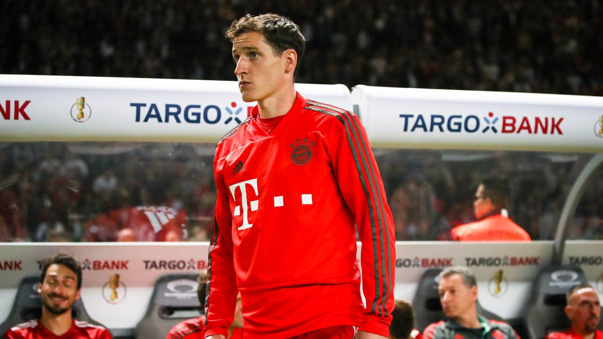 SEBASTIAN RUDY: Gilt als zuverlässig und solide, muss sich in München aber mit einer Reservistenrolle begnügen. Könnte nach der WM wechseln. Ob er überhaupt mit nach Russland fährt, hängt davon ab, wie er sich in Südtirol präsentiert. Wurde 2016 aus dem vorläufigen EM-Kader gestrichen. Ist angespannt. WM-TAUGLICHKEIT: 50 %