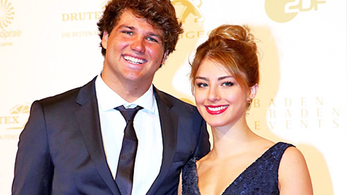 Windsurf-Weltmeister Philip Köster und Begleitung