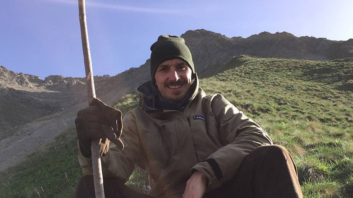 Exzentriker Zlatan Ibrahimovic hat keine Lust auf Strand. Der Schwede macht aber auch beim Bergsteigen eine gute Figur