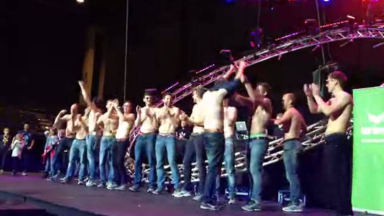 Flensburg feiert „Oben ohne“