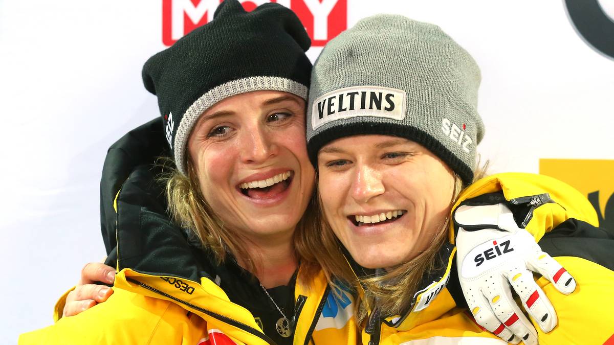 BOB - ANNA KÖHLER (Pilotin, r.), ERLINE NOLTE (Anschieberin), LISETTE THÖNE (Ersatz-Anschieberin, l.): Medaillenkandidaten