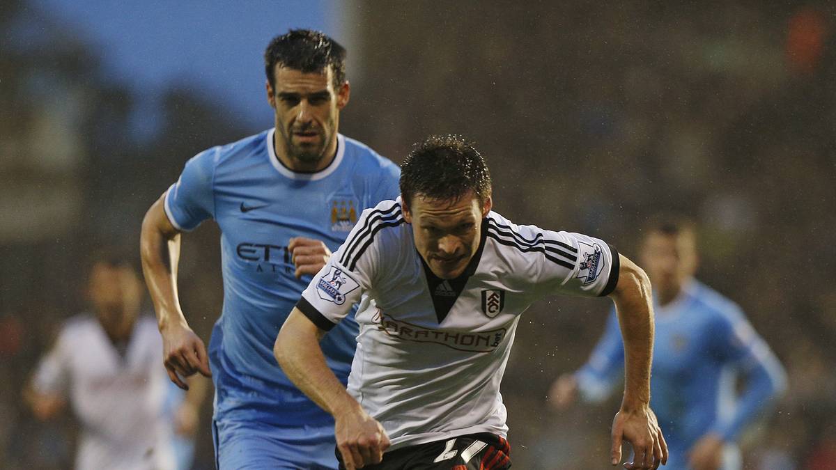 SASCHA RIETHER (Platz 13): Mit 66 Premier-League-Spielen - alle im Trikot des FC Fulham - reiht sich der jetzige Schalke-Profi knapp vor Podolski ein