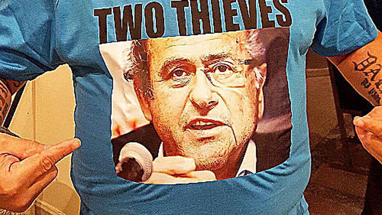 Maradona verhöhnt Blatter und Platini