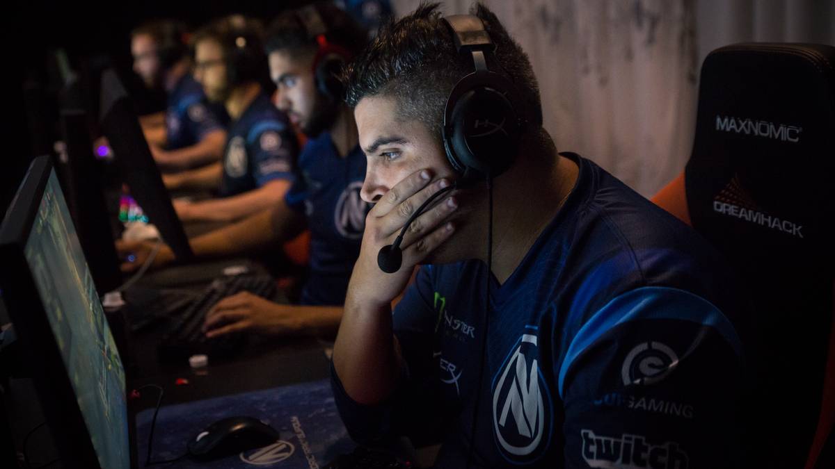 Platz 9: RpK ist der Panzer unter den CS-Spielern. Von seinen Fans nur liebevoll Tank genannt, schafft es der Rifler von Team EnVyUs in die Top 10