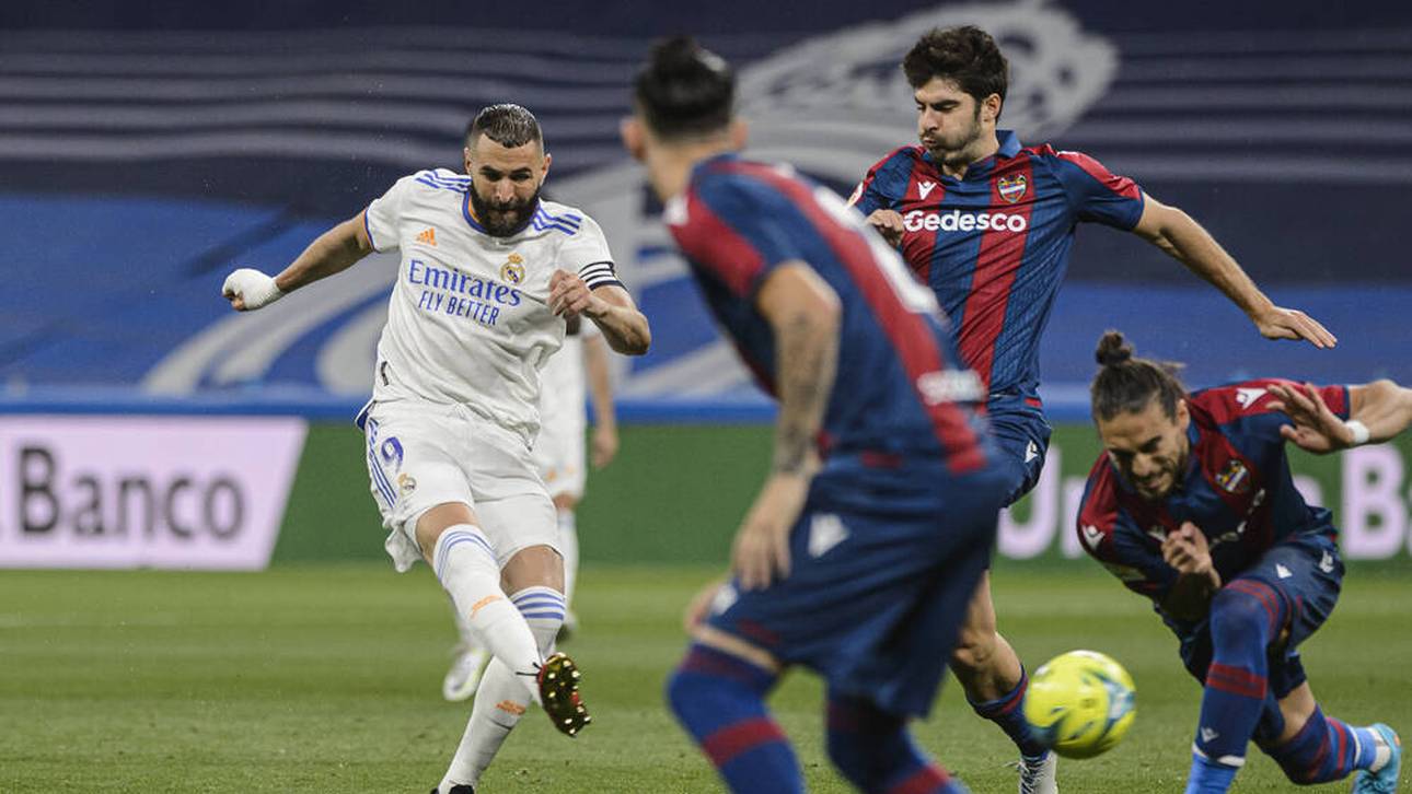 Benzema trifft historisch bei Real-Sieg