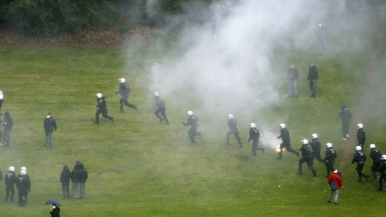Verletzte und Festnahmen: Krawalle überschatten Kölner Sieg im Abstiegskampf