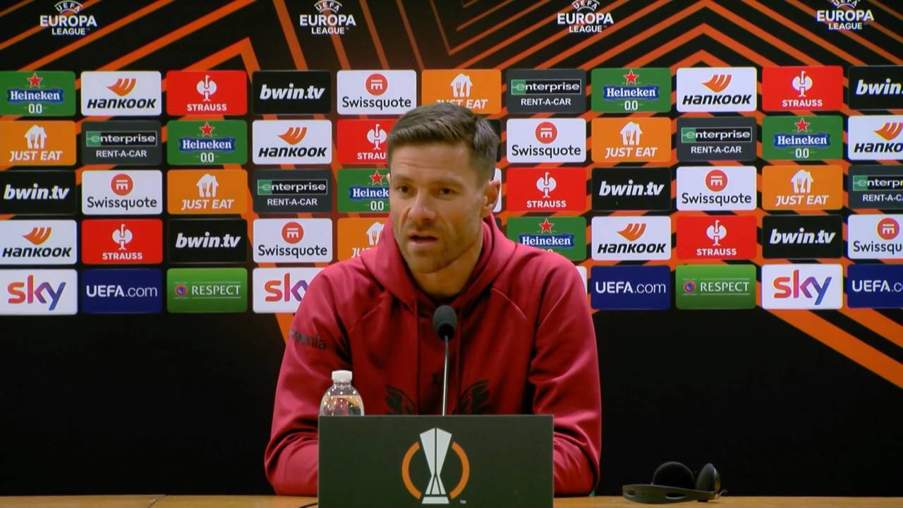 Xabi Alonso spricht über sein Verhältnis zu José Mourinho | Europa League