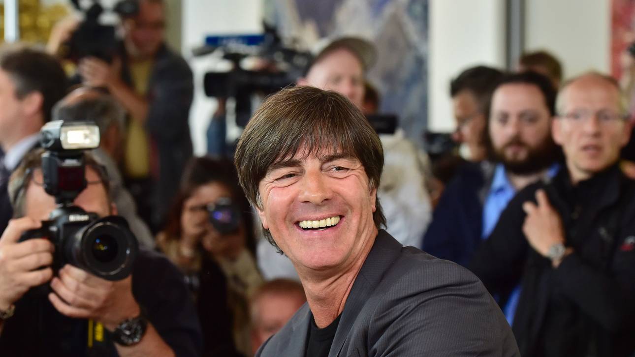 Löw terminiert Kapitänsentscheidung