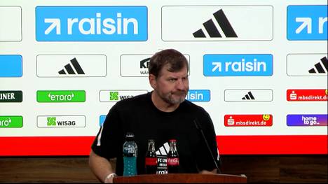 Union Berlins Trainer Steffen Baumgart ärgert sich über die mangelhafte Chancenverwertung seiner Mannschaft.