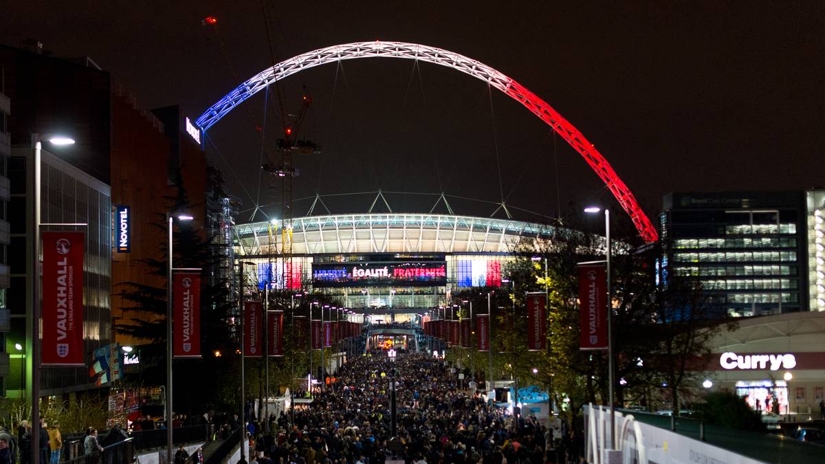 Früher waren Engländer und Franzosen Erzfeinde. Doch ein schreckliches Ereignis vereinte beide Nationen in Trauer