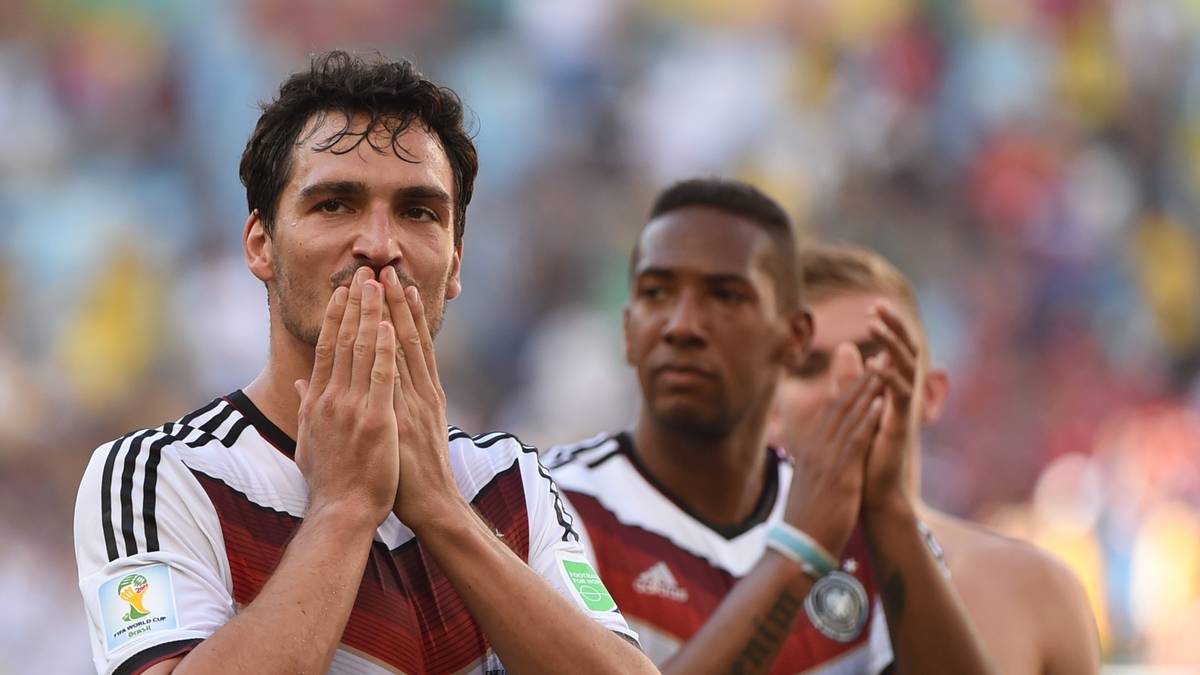 Im WM-Viertelfinale am 4. Juli 2014 köpft Mats Hummels das DFB-Team gegen die Equipe Tricolore zum Sieg. Für Deutschland ist es der erste Schritt Richtung Titel. Danach folgt der historische 7:1-Sieg gegen Brasilien, bevor Mario Götze Jogis Jungs gegen Argentinien zum Weltmeister schießt