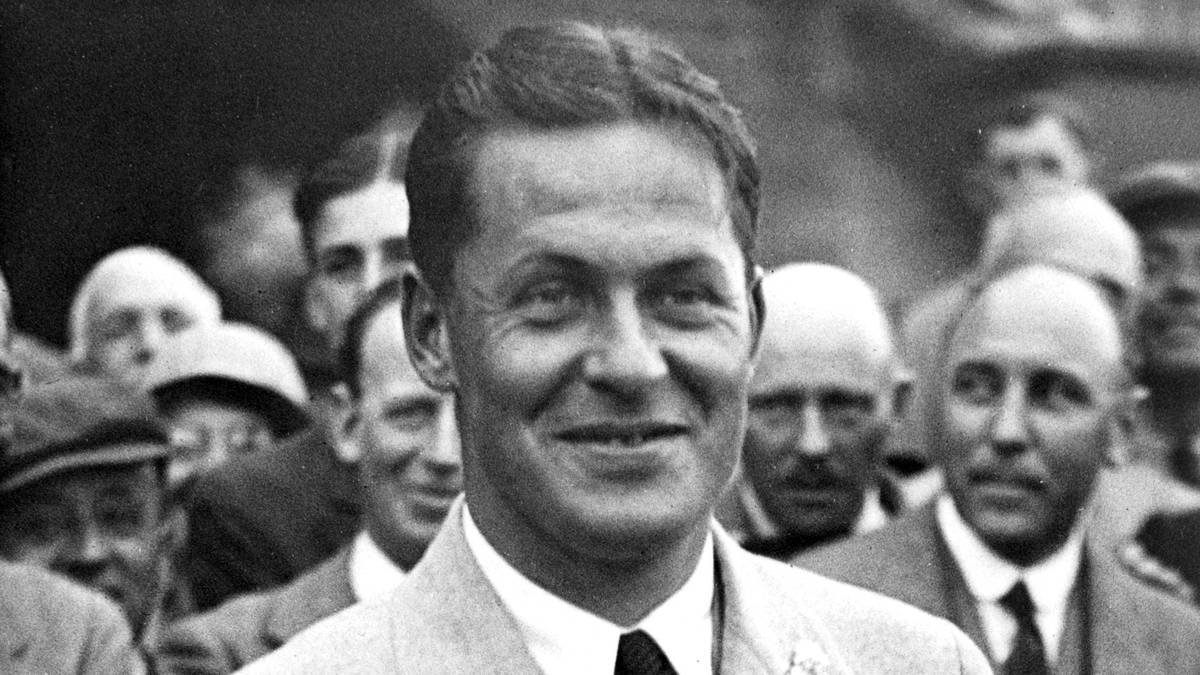 PLATZ 5 - BOBBY JONES: In der Zeit zwischen 1923 und 1930 sammelte Jones nahezu alles ein, was es zu gewinnen gab. Insgesamt 13 Major-Turnier konnte er für sich entscheiden - eine Rekordmarke, die erst durch Jack Nicklaus gebrochen wurde. 1930 gewann Jones sogar den Grand Slam - vier Major-Turniere in einem Jahr. Eine Marke, die bis heute keiner erreicht hat