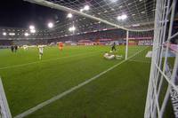 Der SC Paderborn hat einen offenen Schlagabtausch gegen Wehen Wiesbaden knapp mit 2:1 für sich entschieden. Eine deutliche Leistungssteigerung in Hälfte zwei verhalf der Kwasniok-Elf zum zweiten Saisonsieg.