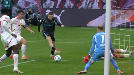 Zwar verspielt Bayer Leverkusen gegen RB Leipzig eine Führung, einer sticht aber erneut heraus: Florian Wirtz, der neutrale Fußball-Fans nur mit der Zunge schnalzen lässt. 