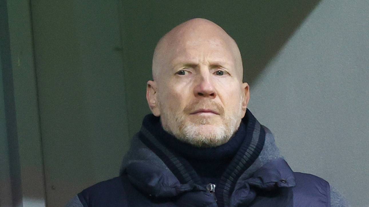 Sammer legt den Finger in die Wunde