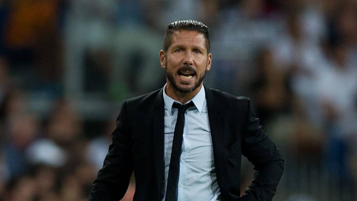 DIEGO SIMEONE: Auch der Trainer von Atletico Madrid ist sehr temperamentvoll, seine Ausbrüche steigern sich gelegentlich an den Rand des Absurden - was dann Strafen nach sich zieht
