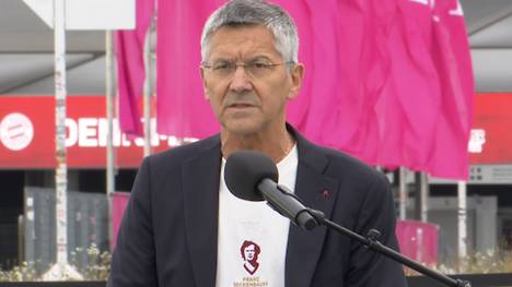 Der FC Bayern widmet Franz Beckenbauer eine eigenen Statue vor der Allianz Arena. Klub-Präsident Herbert Hainer findet emotionale Worte für den "Kaiser". 