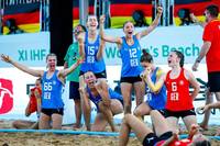 Die deutschen Beachhandballerinnen werden zum zweiten Mal in Folge Weltmeisterinnen und bauen ihre beeindruckende Titelsammlung weiter aus. Trotz der vorhandenen Weltklasse ist keine der Spielerinnen Profi.