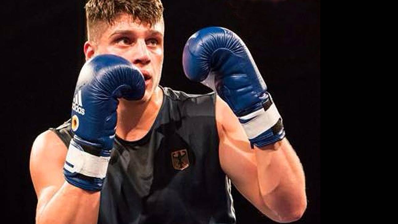 Pervizaj boxt sich ins Achtelfinale