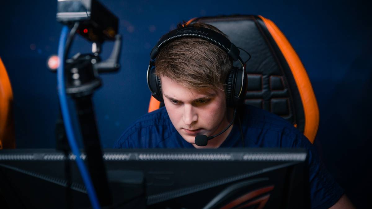 Platz 5: k0nfig provoziert nicht nur gerne in Interviews, sondern liefert auch auf dem Server ab. Er schafft es mit seiner Leistung in die Top 5