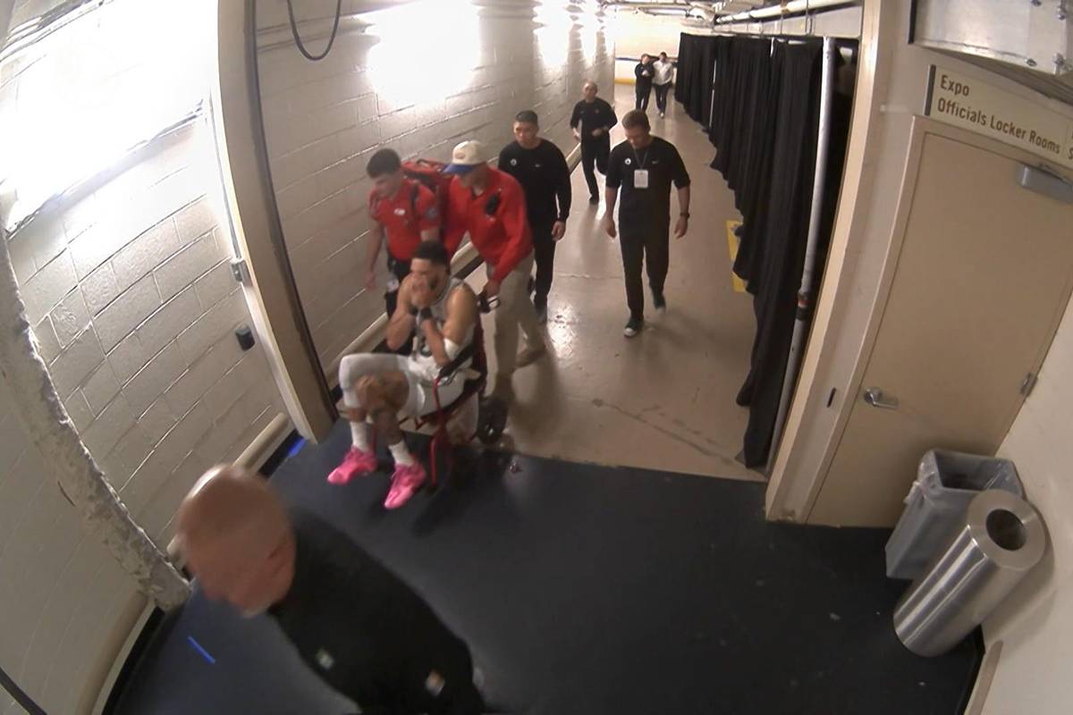 Horror-Abend! NBA-Superstar im Rollstuhl abtransportiert