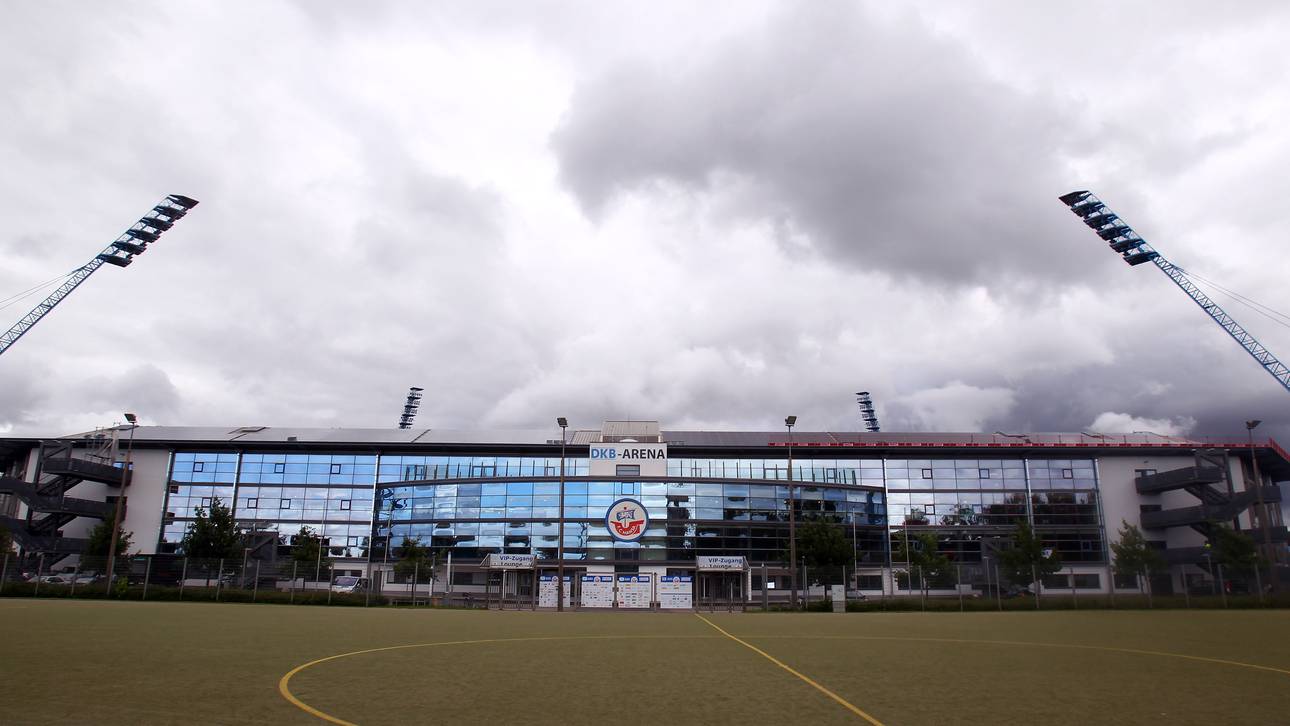 Rostock gliedert Profiabteilung aus