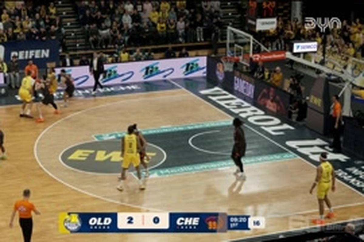 Spiel Highlights zu EWE Baskets Oldenburg - NINERS Chemnitz