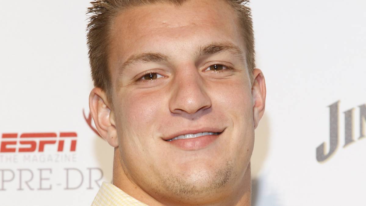 In seiner Debütsaison am College, im Jahr 2007, fing er 28 Bälle für 525 Yards. Den Beginn der folgenden Saison verpasste er verletzungsbedingt, steigerte sich aber anschließend noch einmal