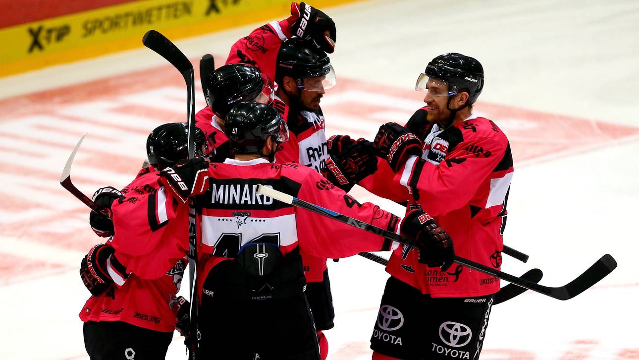 Haie und Freezers erfolgreich