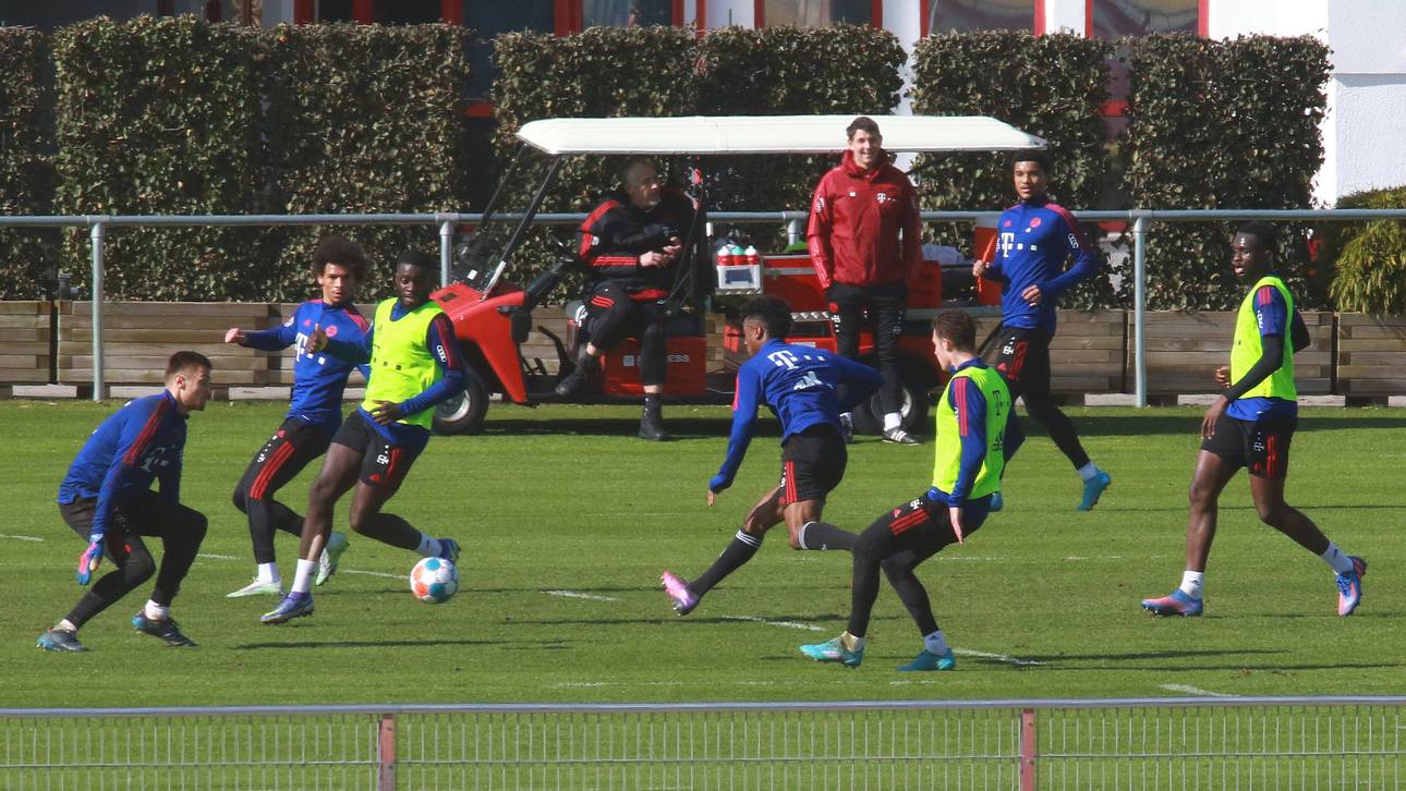 Süle fehlt im Bayern-Training