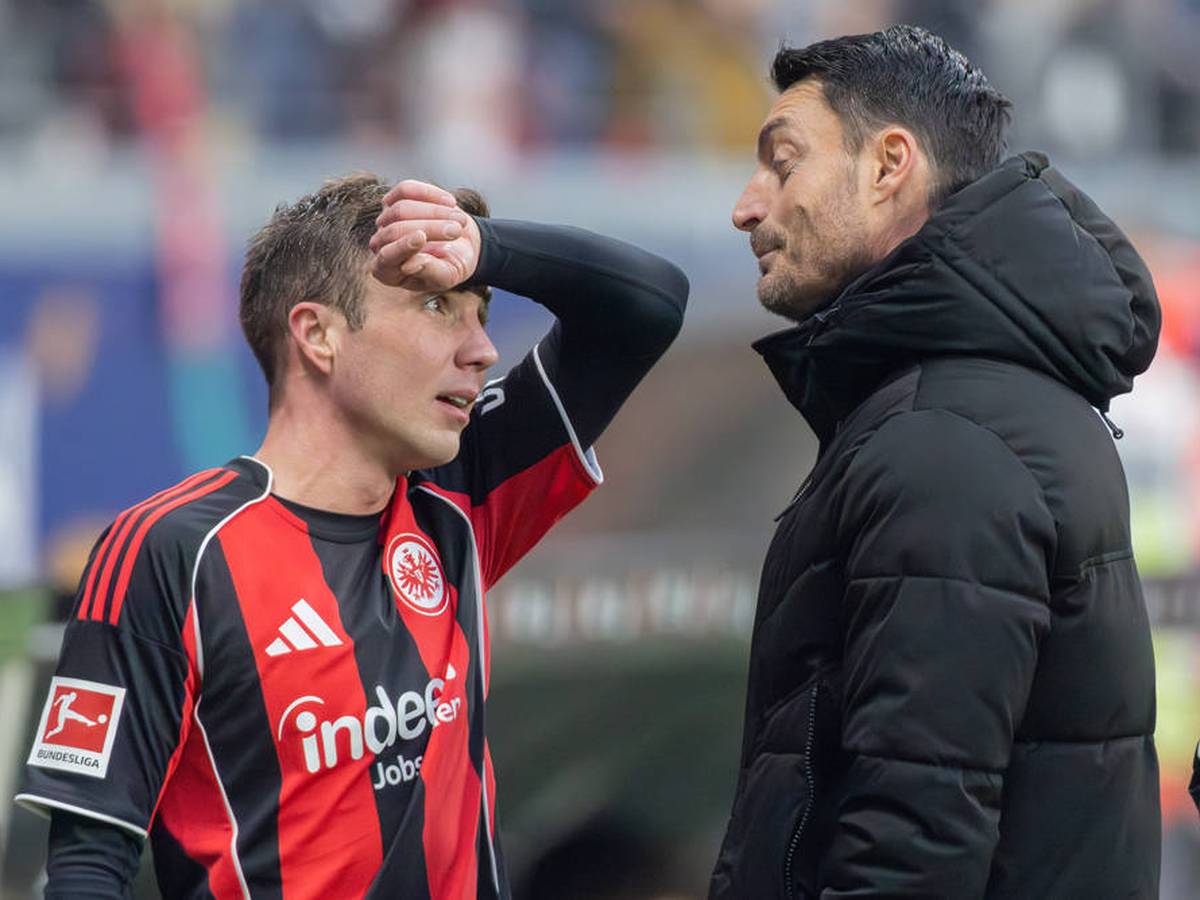 Eintracht Frankfurt: Riera? Götze lacht über Ex-Trainer