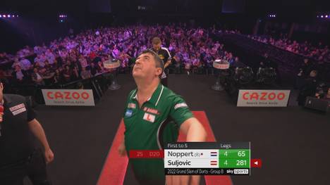 Danny Noppert schlägt im letzten Gruppenspiel der Gruppe B des Grand Slam of Darts Mensur Suljovic mit 5:4 und sorgt damit auch fürs Weiterkommen von Simon Withlock.