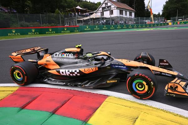 McLaren setzt Ausrufezeichen
