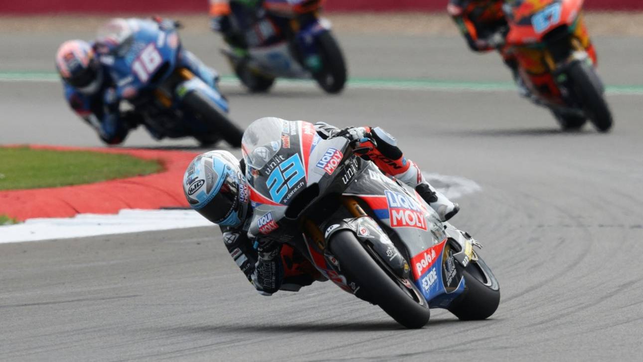 Schrötter an der Hand operiert