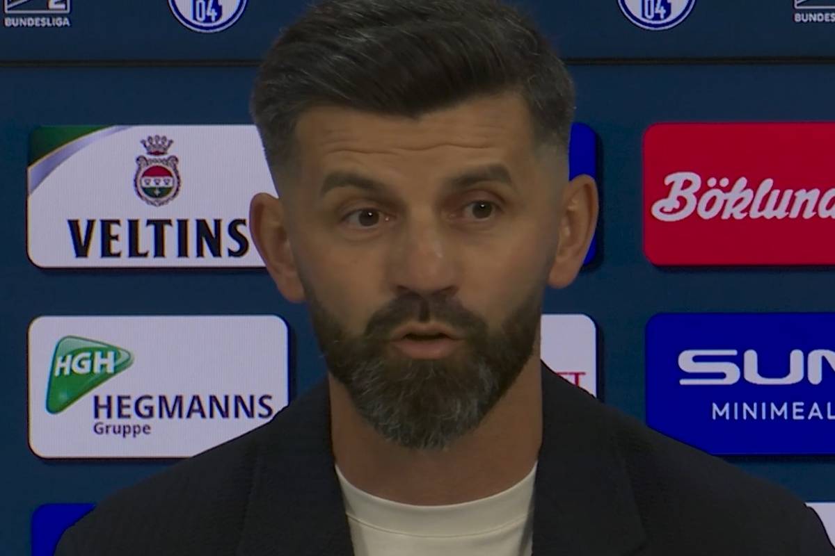 Zum Einstieg seiner Vorstellungs-PK macht sich Schalkes neuer Trainer Miron Muslic mit packenden Worten direkt bei den Fans beliebt.