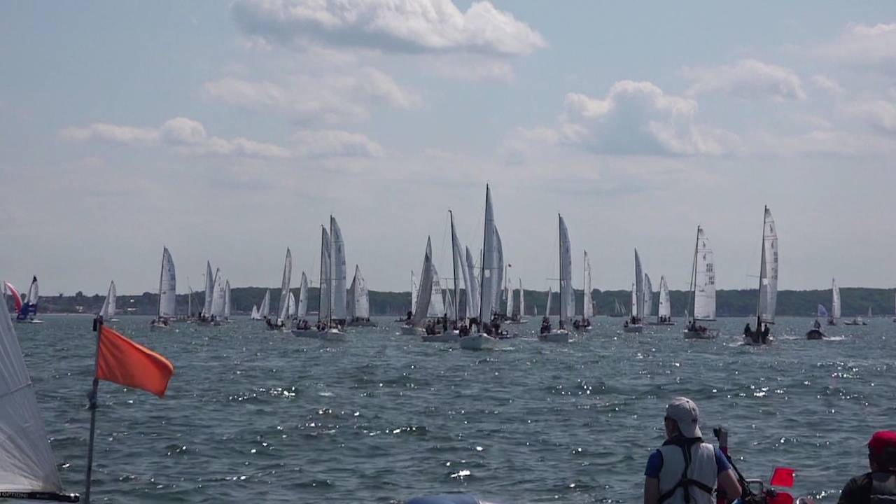 Kieler Woche: Fehlstartalarm! Auftakt der internationalen Klassen