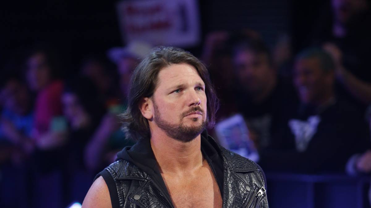 Styles feierte beim vergangenen Rumble sein Debüt und stieg im Lauf des Jahres zum Topstar und zum Champion auf. Beim Rumble verteidigt er seinen Titel gegen John Cena