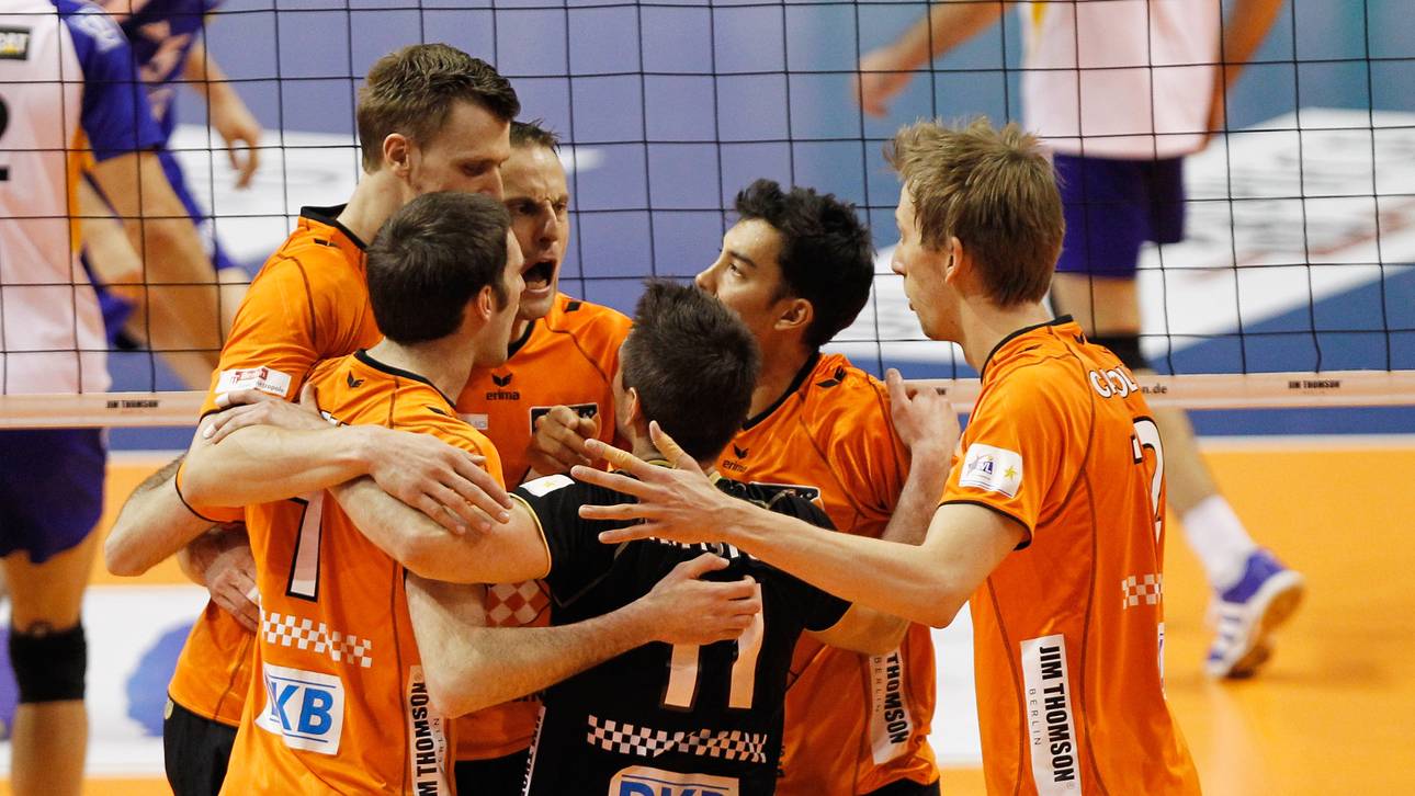 Matchball für Recycling Volleys