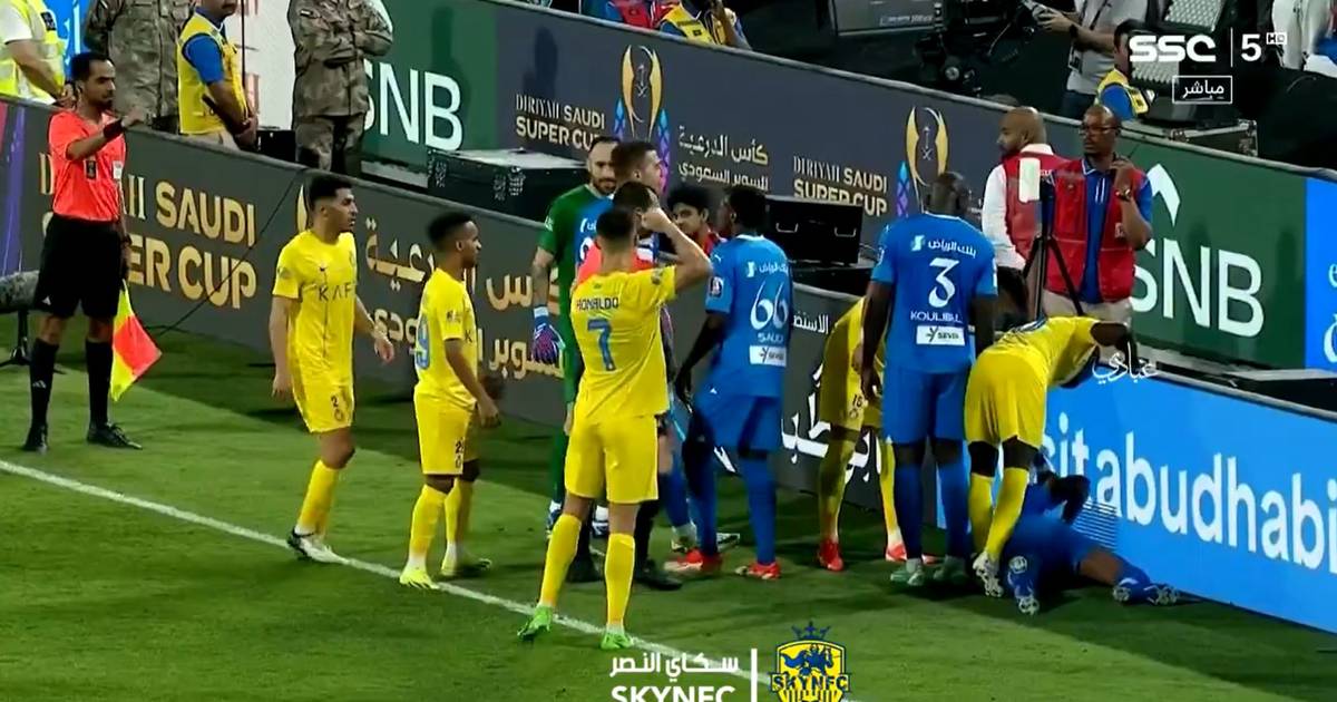 Cristiano Ronaldo thrown off pitch as Al-Nassr loses Saudi Super Cup semi-final