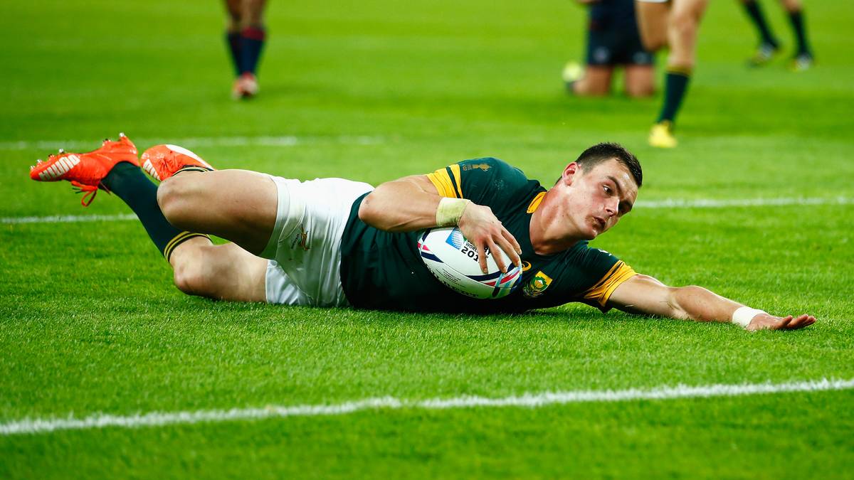 Und auch gegen die Amerikaner muss sich der zweimalige Weltmeister selten strecken - und wenn dann nur, um den Versuch zu vollenden