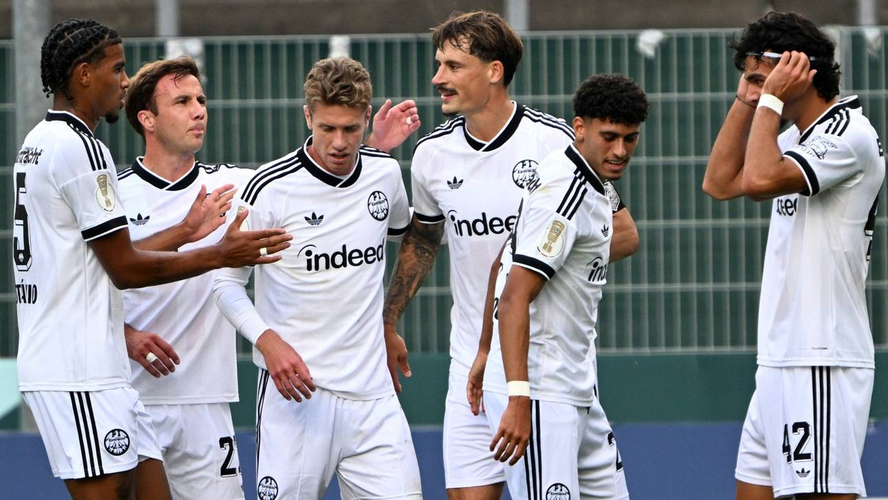 Historisches Schützenfest: Frankfurter Rekordsieg im DFB-Pokal