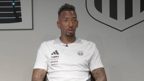 Jerome Boateng fordert im exklusiven SPORT1-Interview mehr Führungspersönlichkeit auf der Innenverteidiger-Position des FC Bayern. Die bevorstehende Verpflichtung von Jonathan Tah sieht er positiv.
