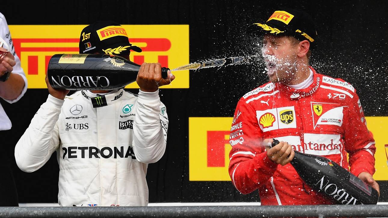 Hamilton siegt knapp vor Vettel