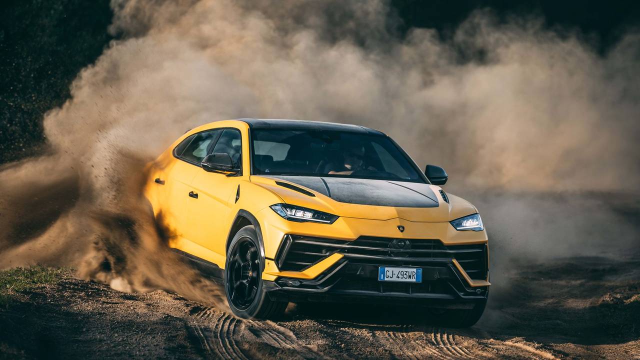 Triebwerk – Folge 17: Tim Schrick offroad im Lamborghini Urus Performante I ab 6