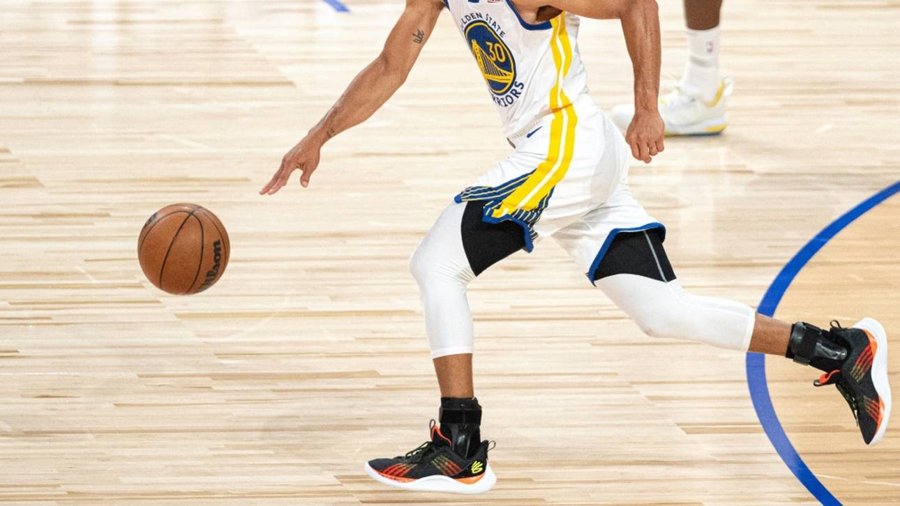 NBA: Curry feiert Auftaktsieg mit Titelverteidiger Golden State Warriors